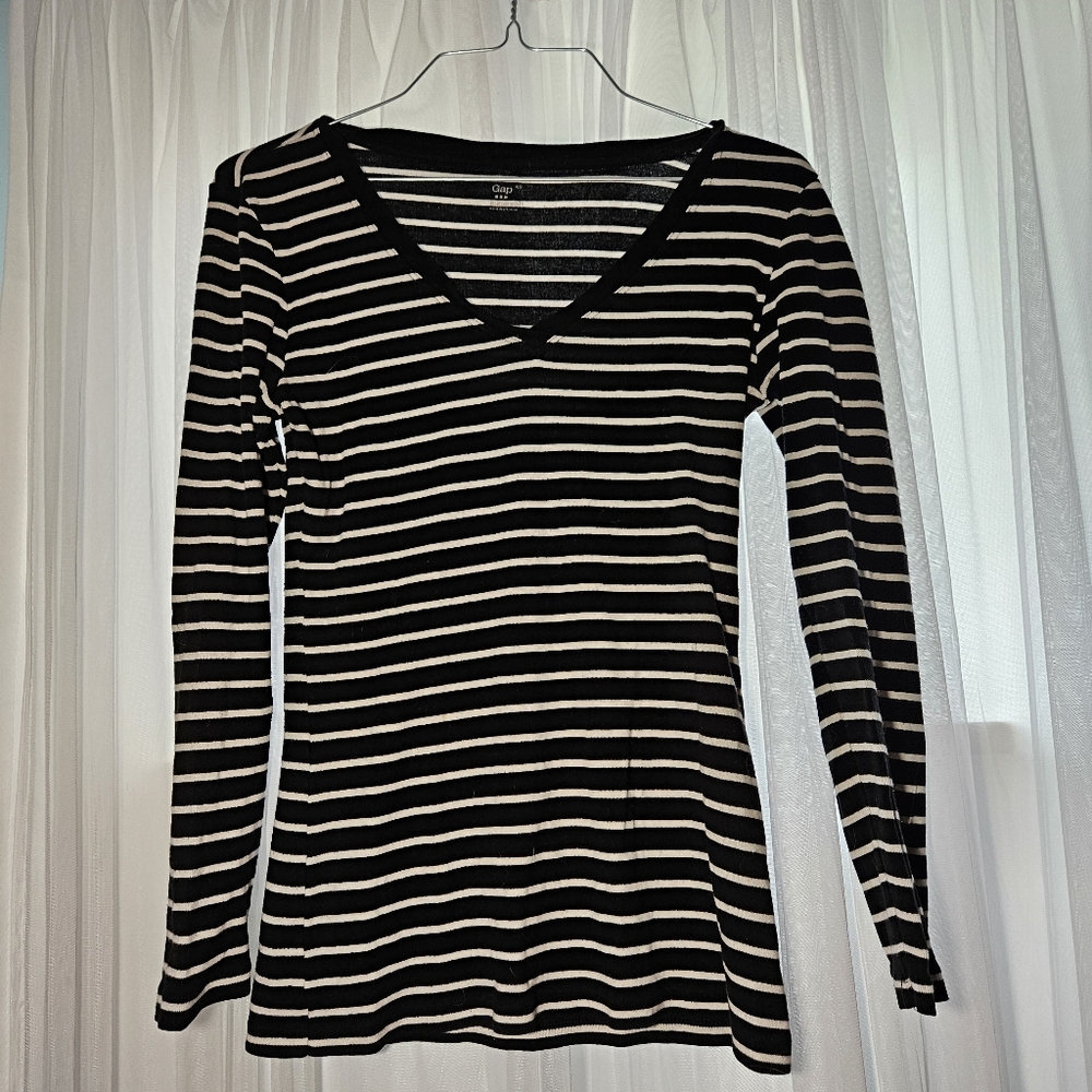 GAP Black and White Striped Top